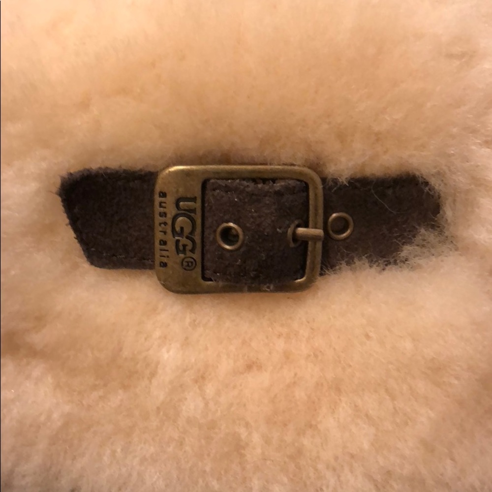 ❌sold❌  Ugg Boots with Buckle and Fur uggs - Picture 7 of 8